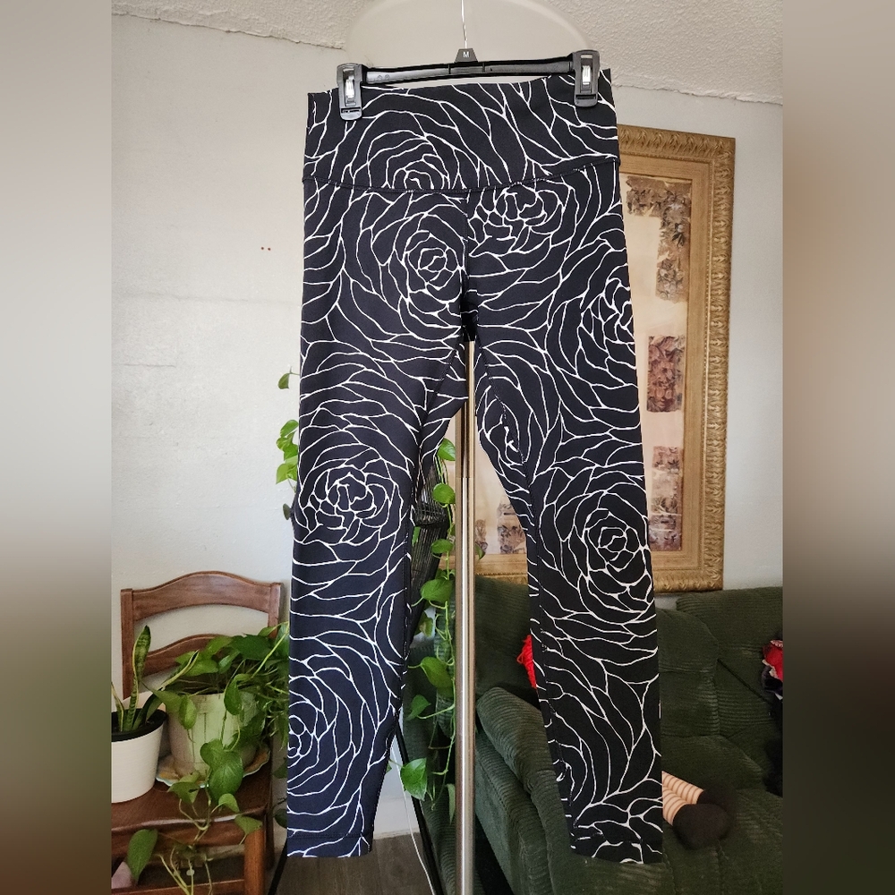 Lululemon Wunder Under Hi-Rise Tight (Full-On Luxtreme)Radiate Rose Alpine
